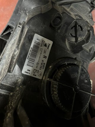 Faro derecho Halógeno Seat ibiza KJ