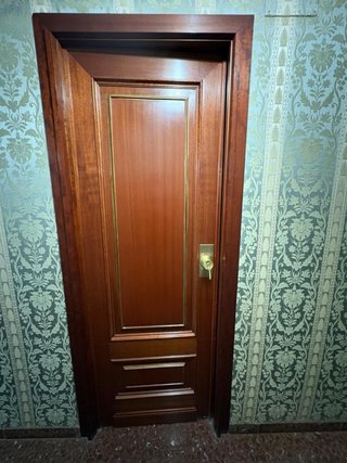 Puertas de madera maciza con o sin cristal