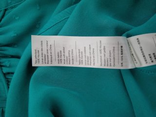 Blusa turquesa con manga corta