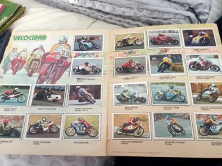 Álbum cromos Motos 80