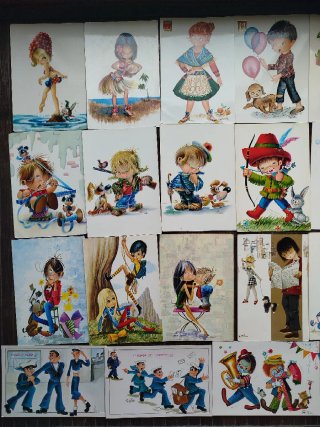 Bonita colección de postales vintage