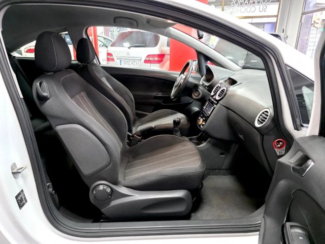 Opel Corsa 2014 1.4TURBO120cv 160.000km ETIQUETA C
