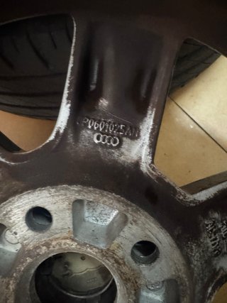 Llantas Audi R16 Originales (4 unidades)