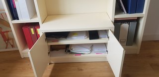 Mueble blanco de madera maciza lacada