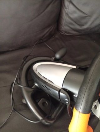 VOLANTE Y PEDALES K-DRIVER PARA CONSOLA/PC
