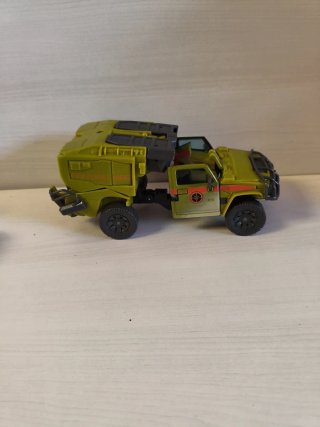 TransformerDesert Tracker Ratchet Hummer H2
