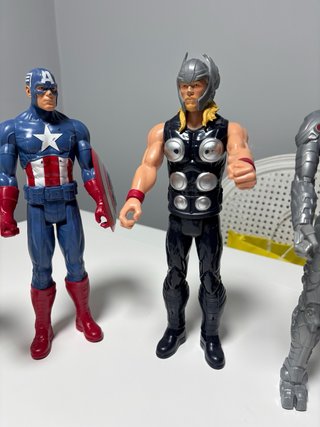 Lote Figuras Marvel: Hulk, Capitán América, Thor,