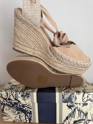 Sandalias cuña esparto ALTA MODA beige