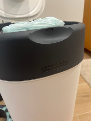 Papelera pañales Tommee Tippee + 4 recambios