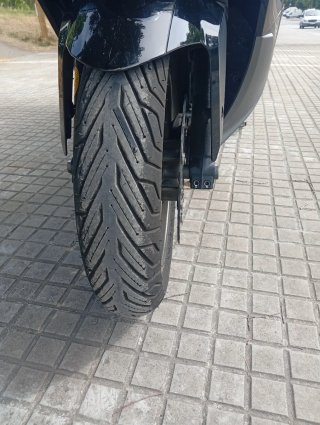 Kymco Xciting 400i ABS Negra.