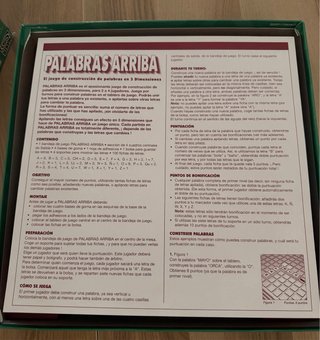 Juego de mesa Palabras Arriba