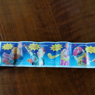 Sorpresine Kinder Ferrero W il 2000