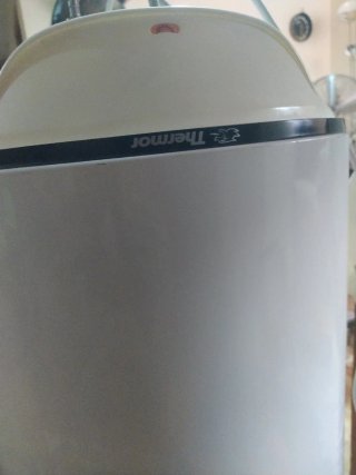 Calentador Eléctrico Blanco