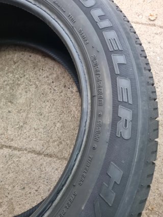 Neumáticos ocasion 4x4 235 55r18 98h brigestone