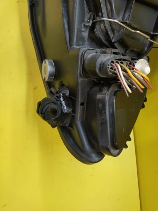 FARO DELANTERO DERECHO SEAT IBIZA 6L ROJO