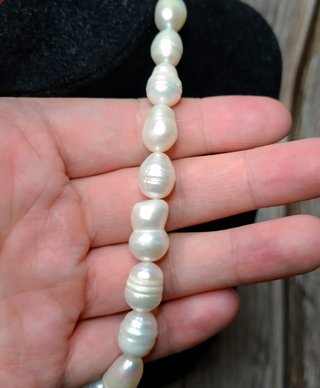 Collar de perlas barrocas