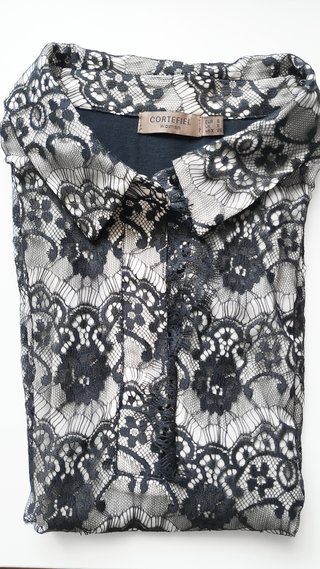 Camiseta Cortefiel encaje manga corta
