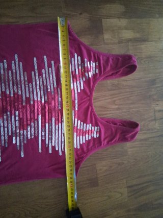 Camiseta tirantes fucsia lentejuelas