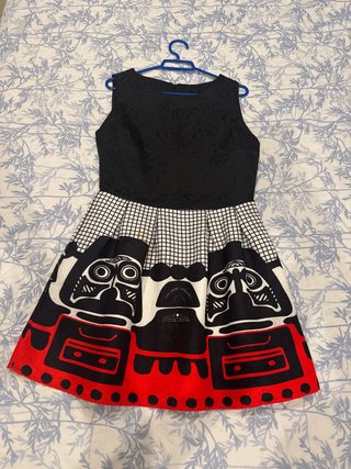 Vestido fiesta negro y rojo