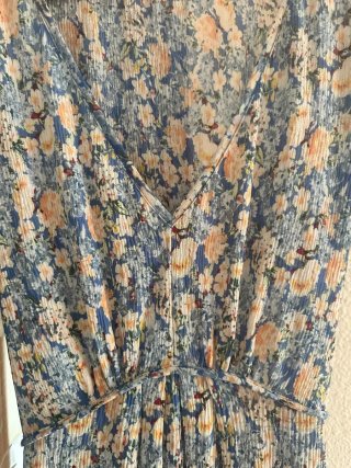 Vestido Mango azul flores manga corta