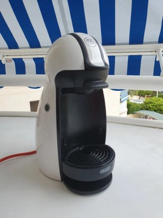 Cafetera Dolce Gusto Blanca