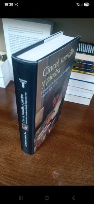 Cincel, martillo y piedra. Historia de la cienc...