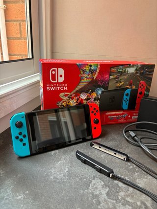 Pack Nintendo Switch + fundas protectoras