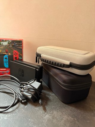 Pack Nintendo Switch + fundas protectoras