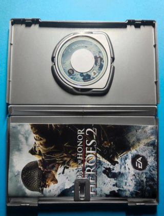 Medal of Honor Heroes 2 PSP #A962