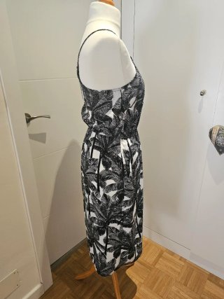 Vestido H&M estampado palmeras