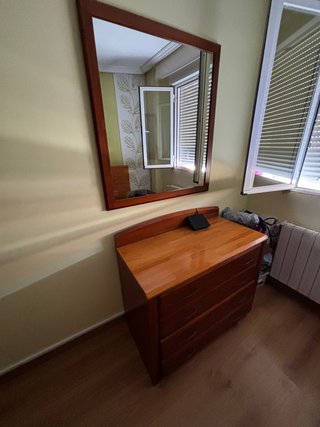 Conjunto mesillas, cabecero y cómoda