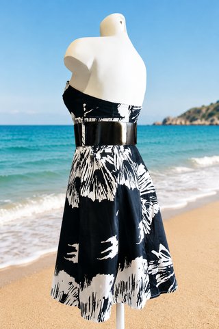Vestido palabra de honor estampado