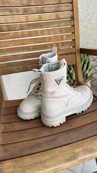 Botines Guess BADA plataforma beige/rosa