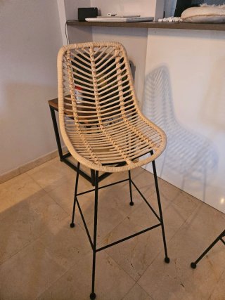 3 Taburetes Cocina Ratán con pata negro