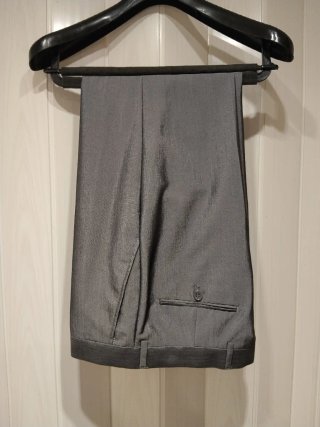 Traje Gris Perla brillante Talla L 46