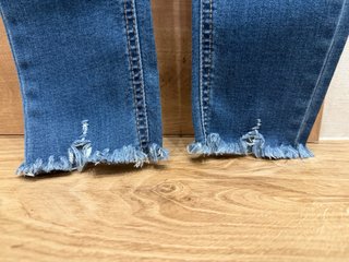 Vaqueros azul Pull&Bear T.36 Nuevos, sin estrenar