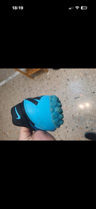 Scarpe da calcetto Nike blu e nere