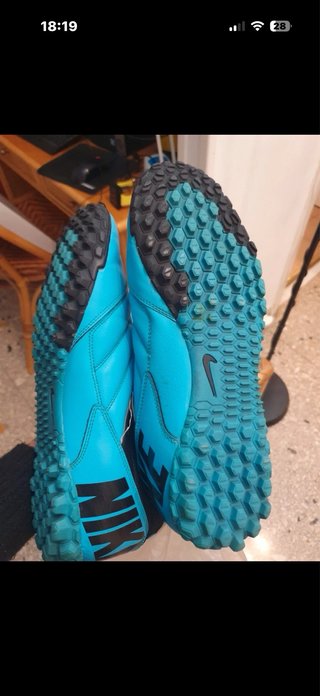 Scarpe da calcetto Nike blu e nere