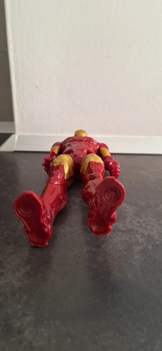 Action Figure Iron Man Hasbro. 30 cm
