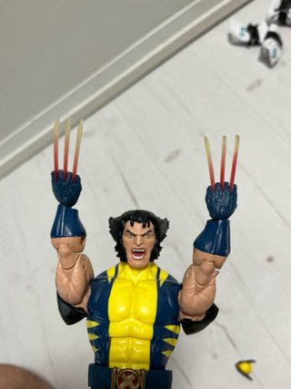 Figura Wolverine Marvel Legends