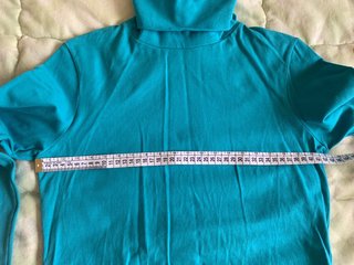 Jersey cuello alto elástico mujer azul turquesa