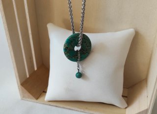 Collana con ciondolo pietra turchese