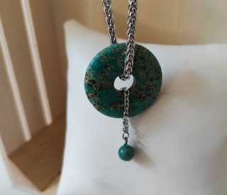 Collana con ciondolo pietra turchese