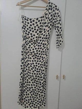 Vestido lunares beige y negro
