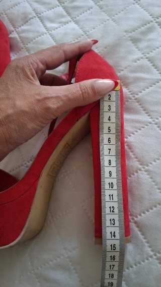 Sandalias de tacón rojas