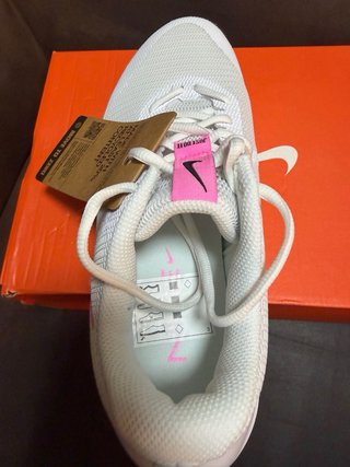 Nike MC Trainer 3 FQ1830-004 - Bosnco Rosa Talla 3