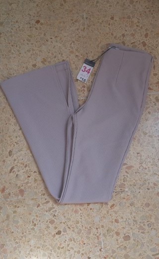 Pantalones largos de mujer. Nuevos sin estrenar y