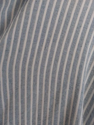 Camisa Kiabi Talla S Rayas azul y blanco.