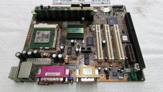 Shuttle MV25N + Celeron Tualatin + 512MB