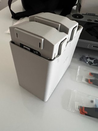 DJI Mini 4 Pro Fly More Combo Kit